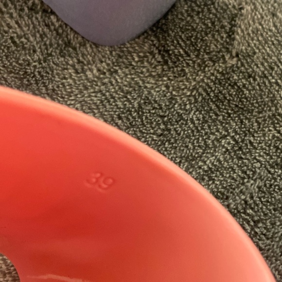 Authentic Gucci Sandals 💕 - Picture 13 of 17